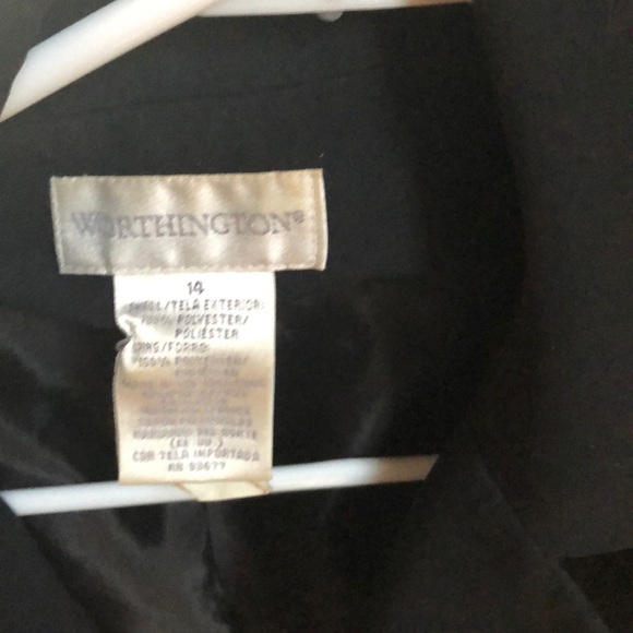 Blazer - Picture 2 of 3